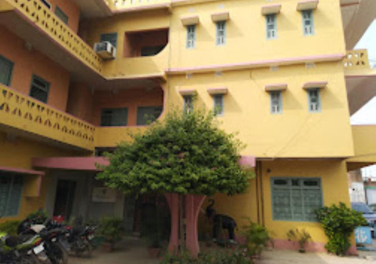 Vijieya Hotel Bihar Saharsa Eksteriør bilde